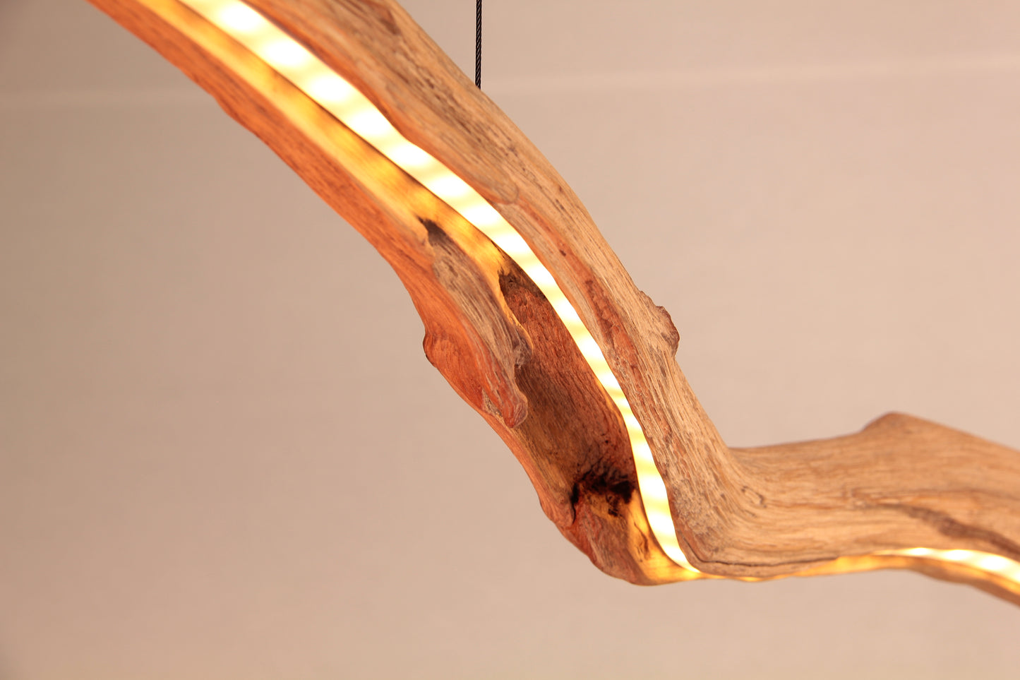 Lampe de table - fait main pièce unique - 153cm branche de chêne