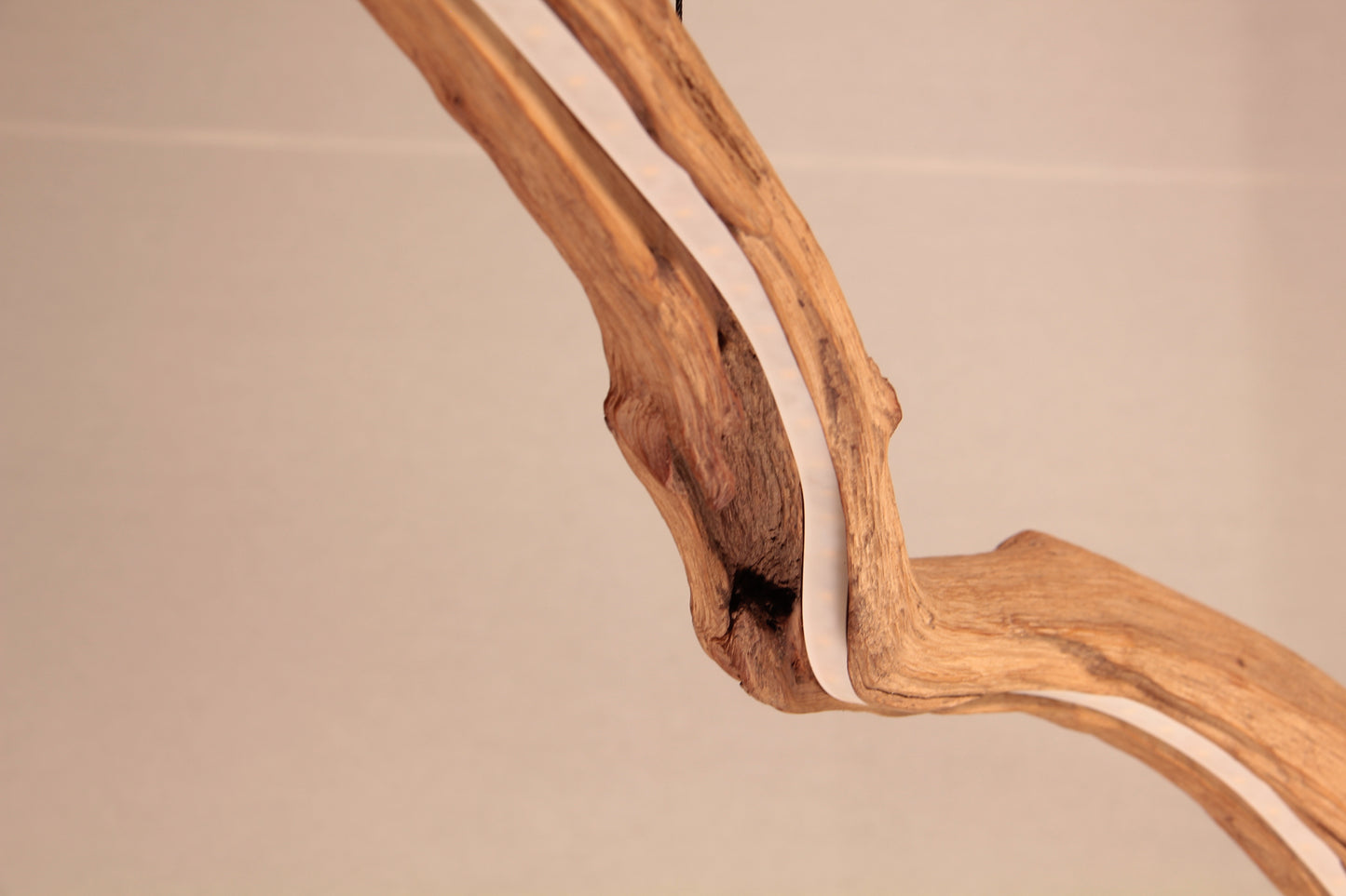Lampe de table - fait main pièce unique - 153cm branche de chêne