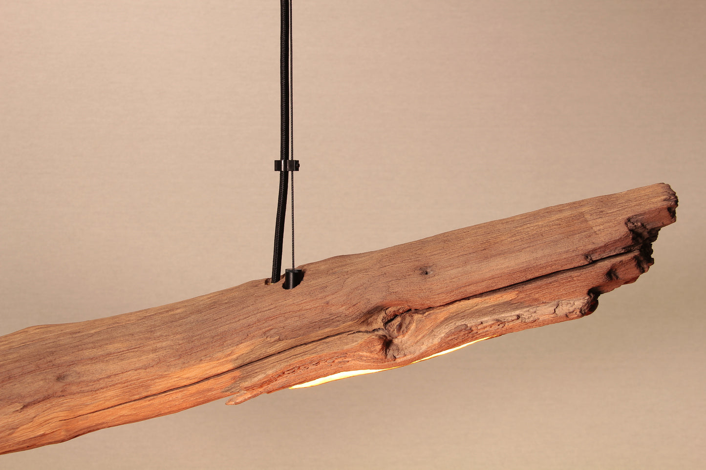 LED lampe de table à manger - fait main pièce unique - 125cm branche de chêne