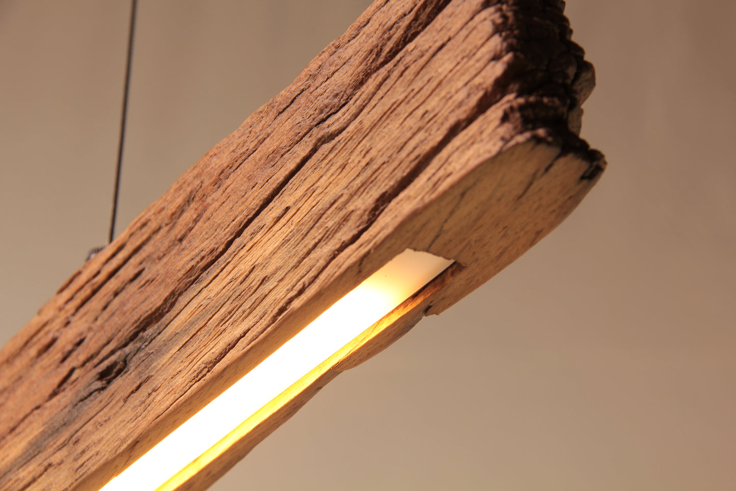 LED lampe de table à manger - fait main pièce unique - 119cm poutre en chêne