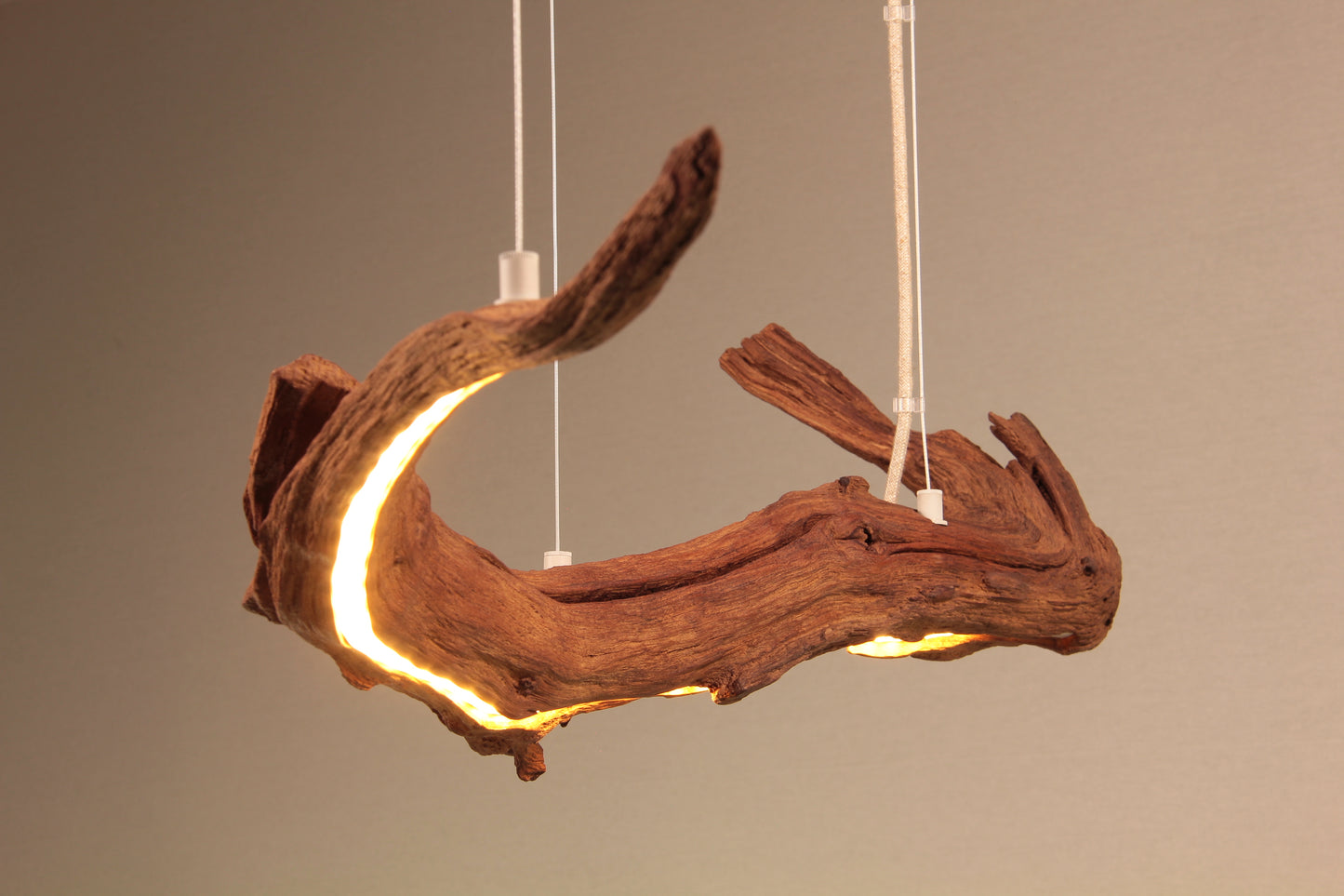 LED-Esstischleuchte - handgefertigtes Unikat - 84cm Eichenast