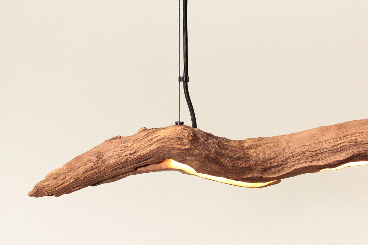 Esstischleuchte - handgefertigtes Unikat - 104cm Eichenast