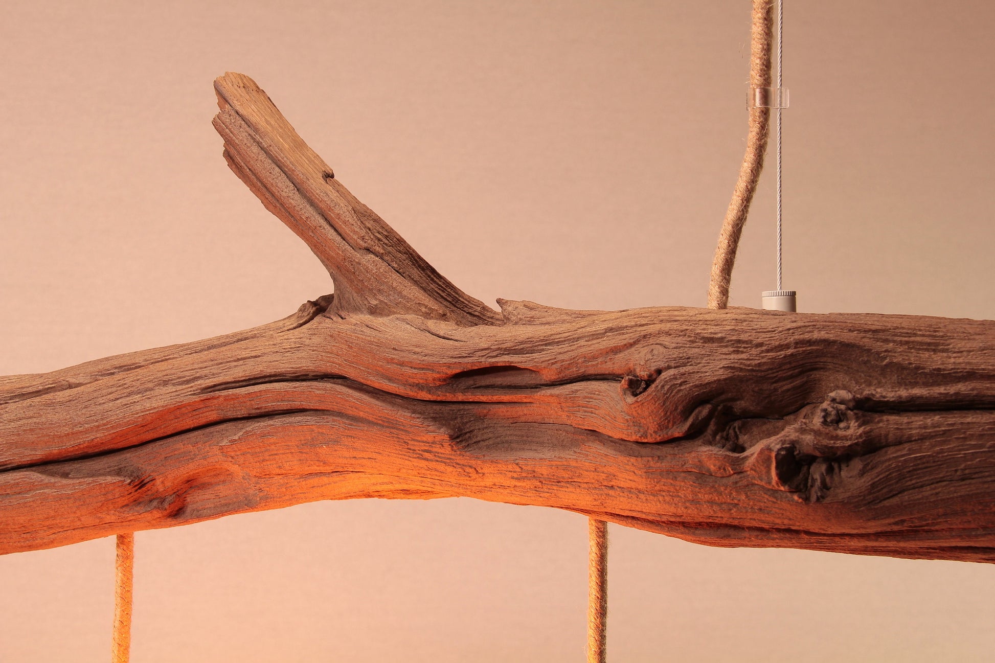 Hängelampe / 177cm langer Eichenast / Einzelstück / Holz / Ast / Pendelleuchte / Esstisch / Deckenlampe / Küchentischlampe / modern