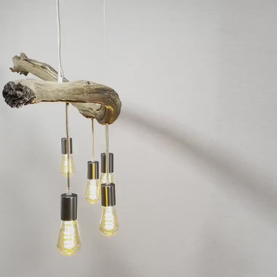 Hängelampe / 167cm langer Eichenast / Einzelstück / Holz / Ast / Pendelleuchte / Esstisch / Deckenlampe / Küchentischlampe / modern