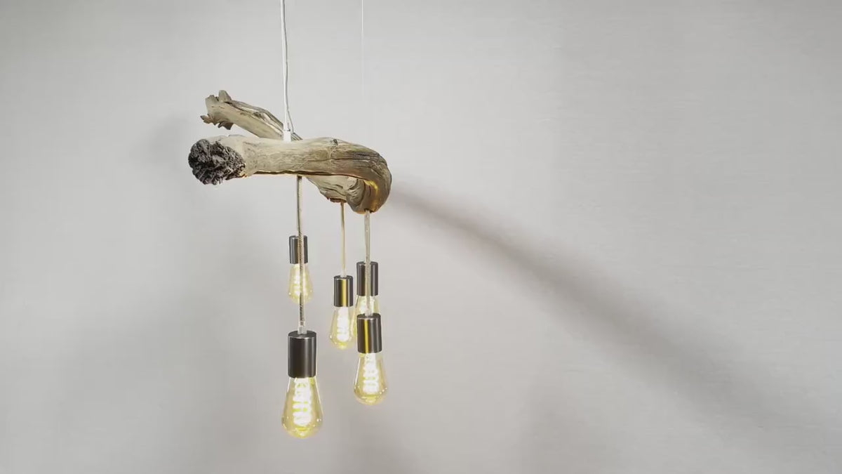 Hängelampe / 167cm langer Eichenast / Einzelstück / Holz / Ast / Pendelleuchte / Esstisch / Deckenlampe / Küchentischlampe / modern